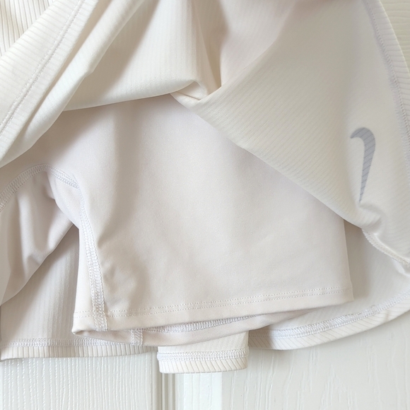Nike Court Dri-Fit Flouncy Ribbed Knit High Waisted Mini Tennis Skort White XS - Picture 9 of 13